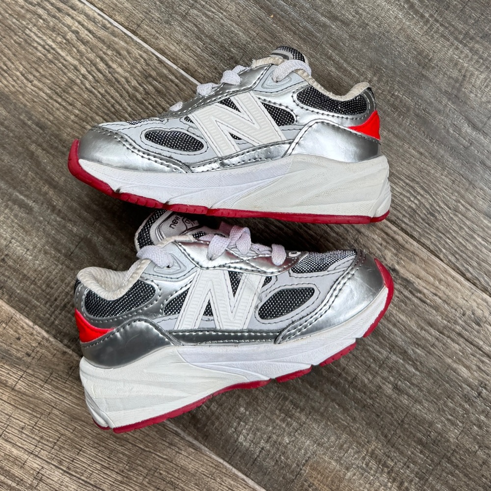 New balance 990v6 DTLR tinsel silver red gray 6c - Picture 2 of 6